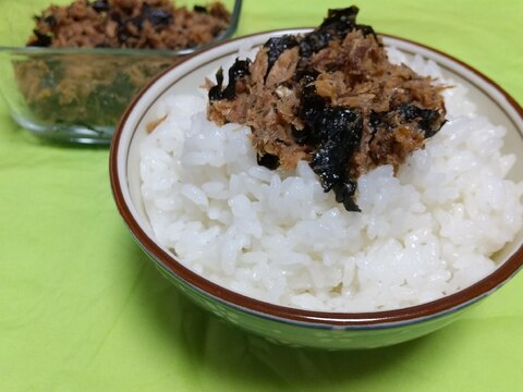 青魚を子どもにも食べてほしい☆サバ缶ふりかけ